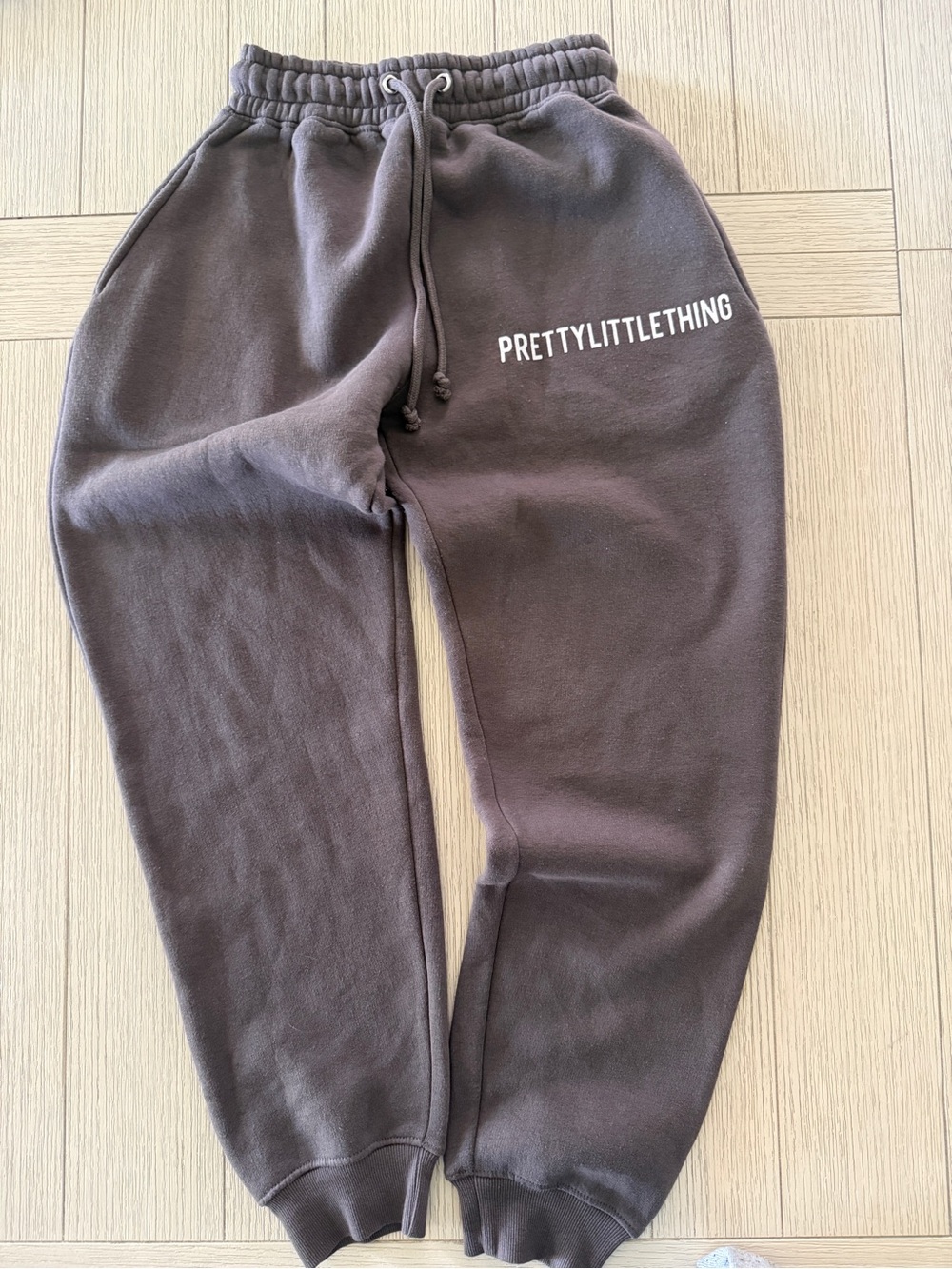 PrettyLittleThing Kids Chocolate Brown Logo Joggers